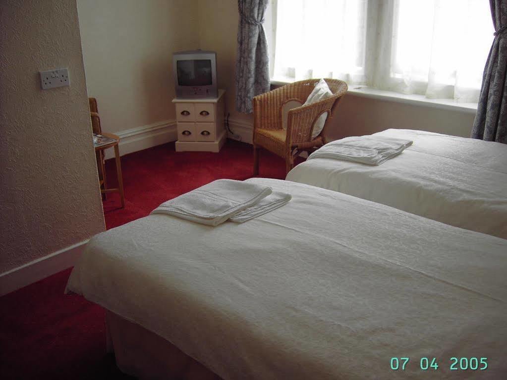 Ash Lodge - Guest House Blackpool Exterior photo